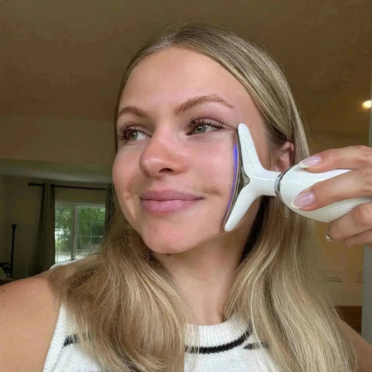 GlowPro LED Skin Sculptor